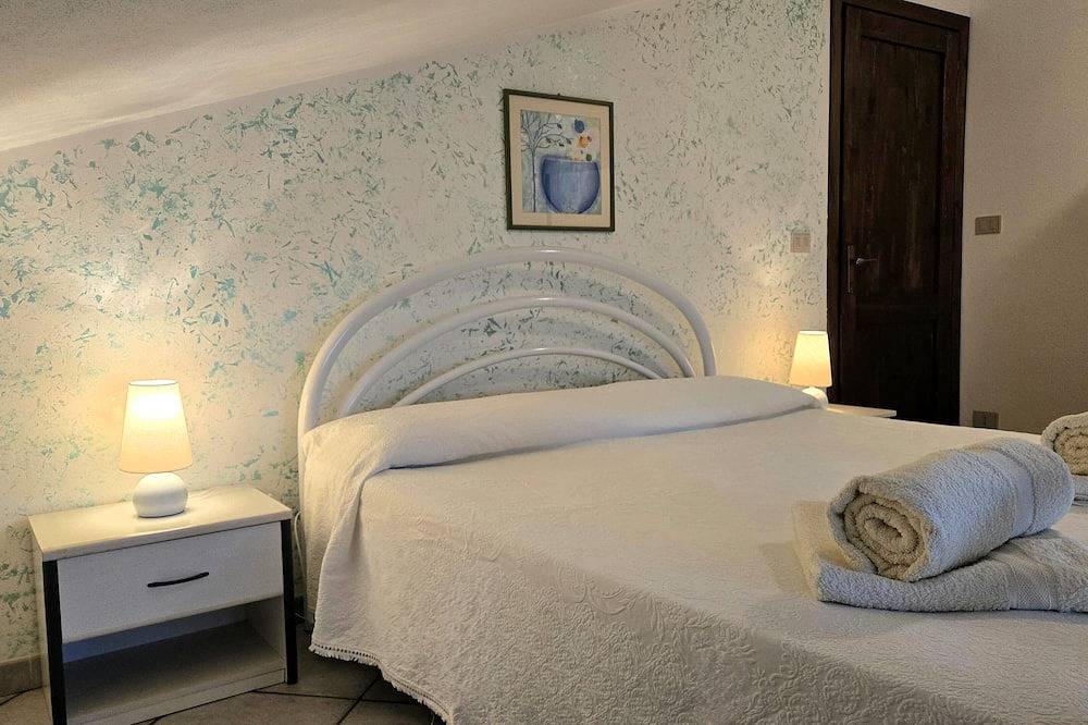 Apartamento entero, Attic family apartment surrounded by nature, 2 minutes from the sea. in Biancareddu, Sassari