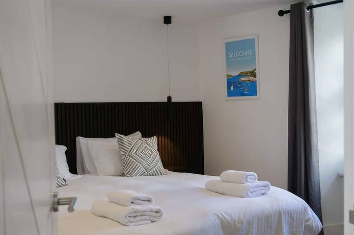 Entire apartment, Kingsbridge Penthouse is a beautifully town apartment. in Kingsbridge, South Devon