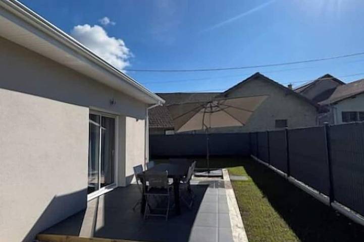 Maison de vacances pour 6 personnes, avec jardin et jacuzzi