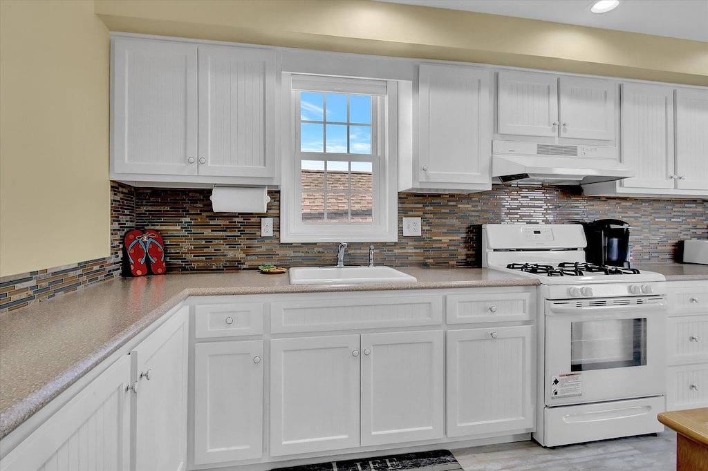 Seaside Getaway! Perfekt für Familien / Paare. 2 Blocks vom Strand entfernt! in Toms River, Ocean County