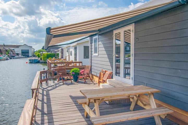 Chalet pour 4 personnes, avec Terrasse et Jardin