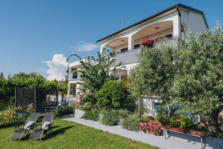 Ferienhaus mit Meerblick für 7 Personen, mit Garten und Ausblick, mit Haustier in Poreč - 3
