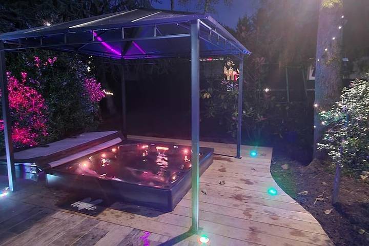 Chalet pour 6 personnes, avec terrasse ainsi que jacuzzi et jardin dans Seine-et-Marne - 3