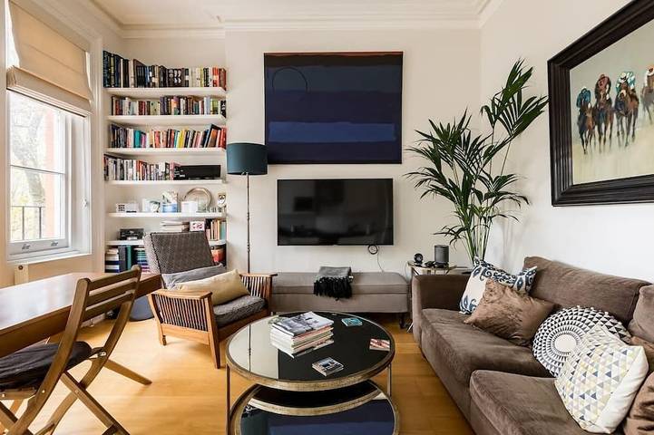 Apartment for 2 people, with garden and balcony in Kensington and Chelsea