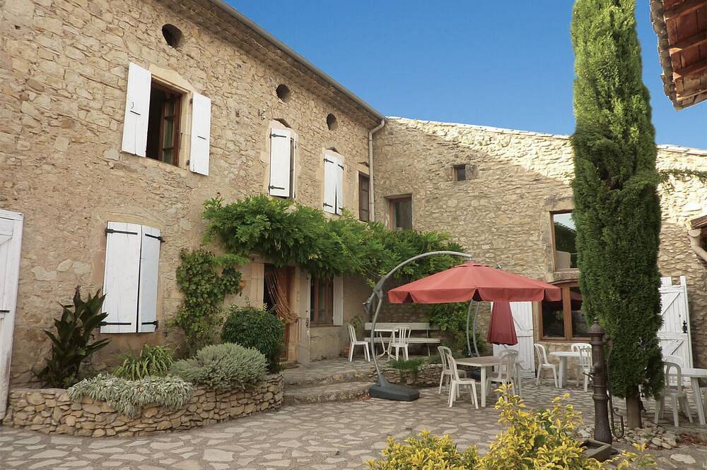 Mas Distaise, 5 bedrooms, 4 bathrooms, pool, billiards.  Vacations with family and friends in Grane, Die und Umgebung