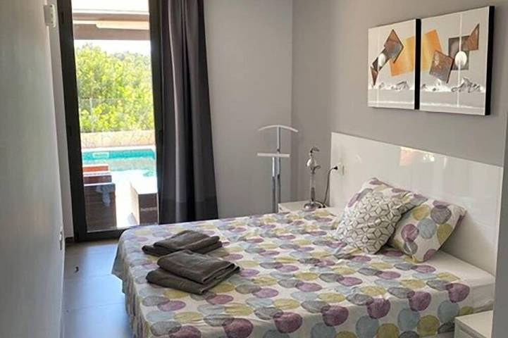 Finca für 6 Personen, mit Garten in Cala Mendia - 2