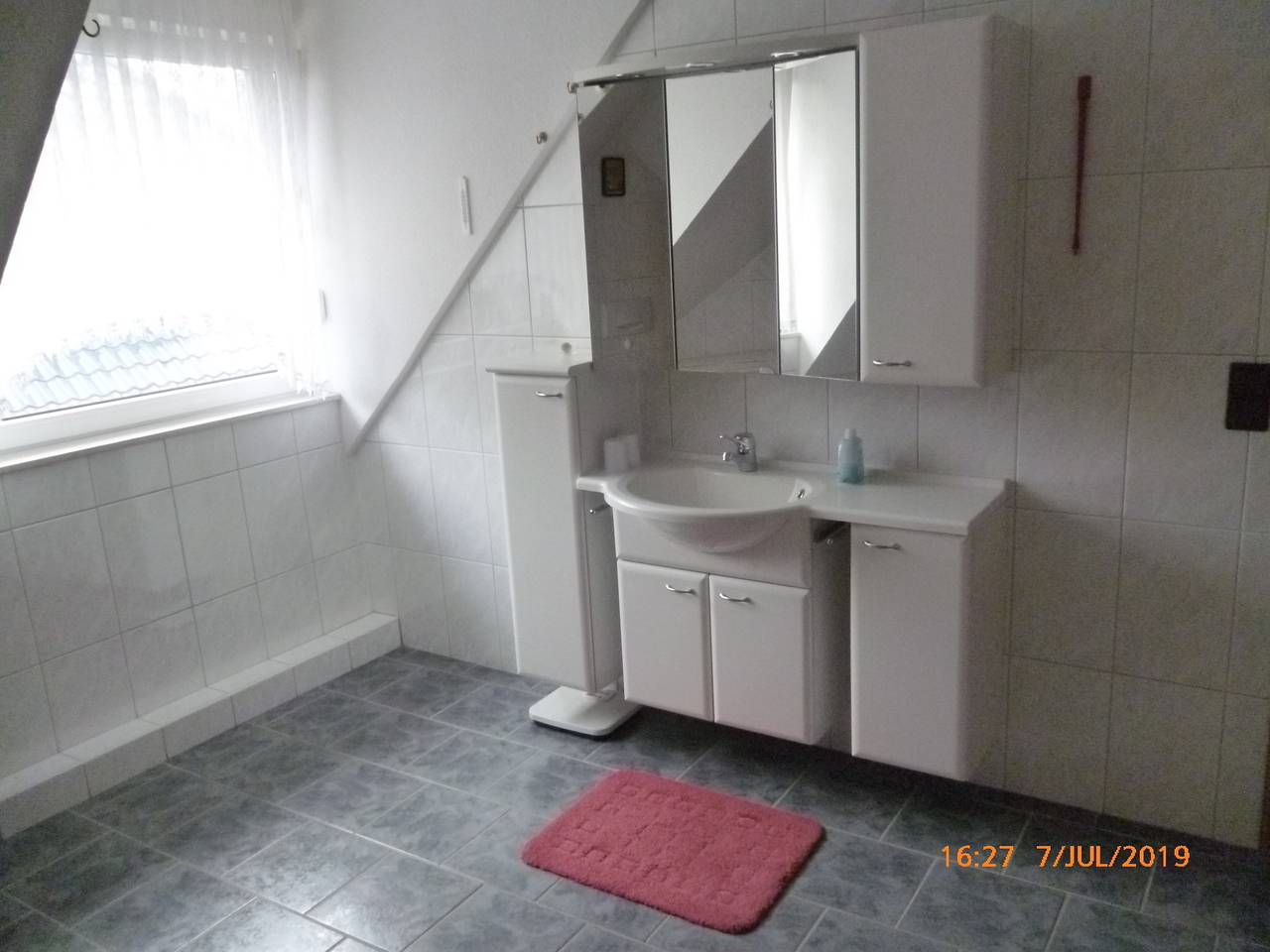 Kamer voor 4 personen met balkon, foto 9