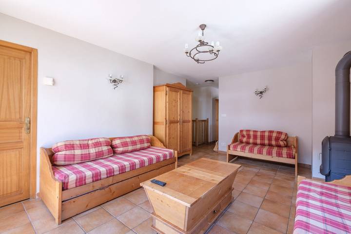 Gîte pour 14 personnes, avec sauna ainsi que piscine et balcon dans Val-Cenis - 4