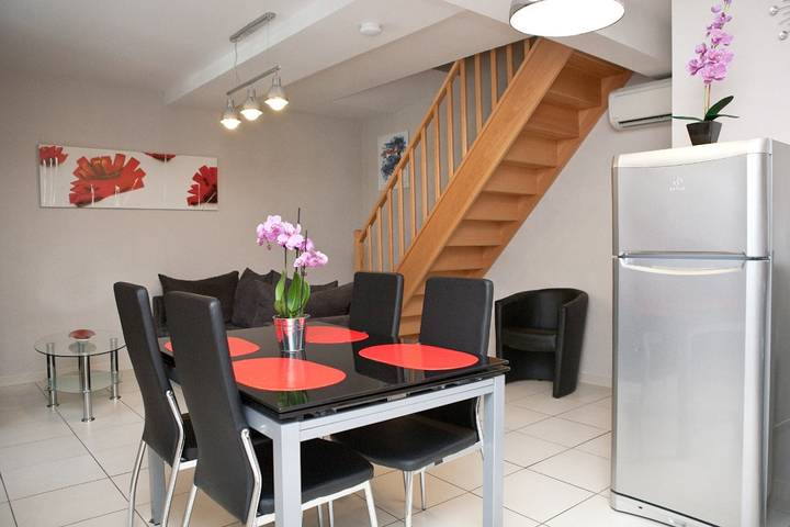 Gîte pour 4 personnes, avec jardin