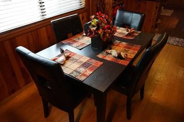 Log Cabin for 4 Guests in Arizona, USA, Picture 2