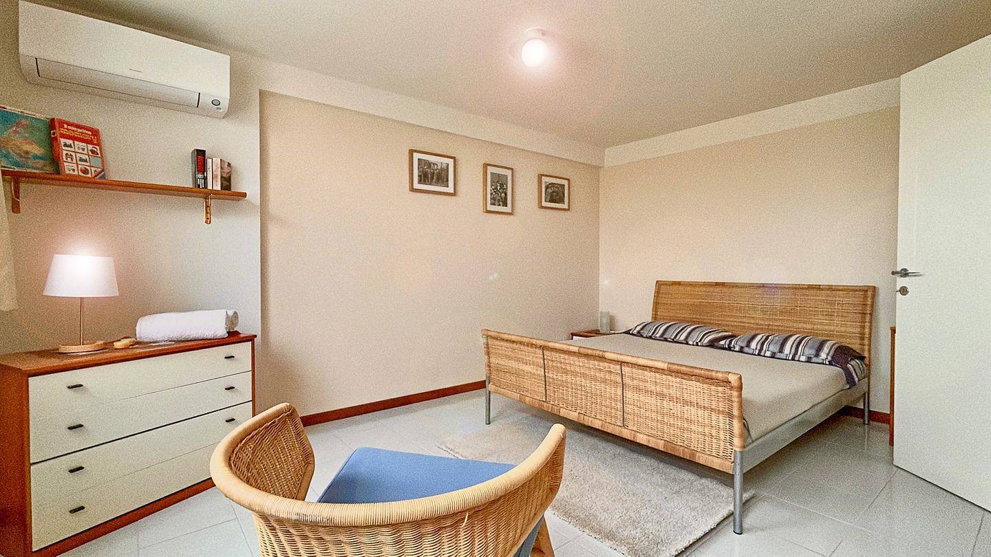 Domus Felix Ferienhaus am Gardasee in San Felice del Benaco, Gardasee-Berge