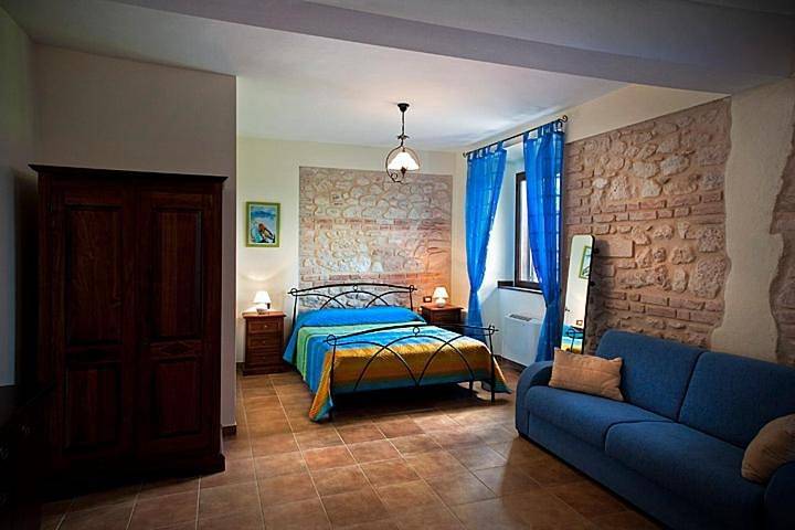 Appartamento vacanze per 2 persone, con balcone e giardino - 1