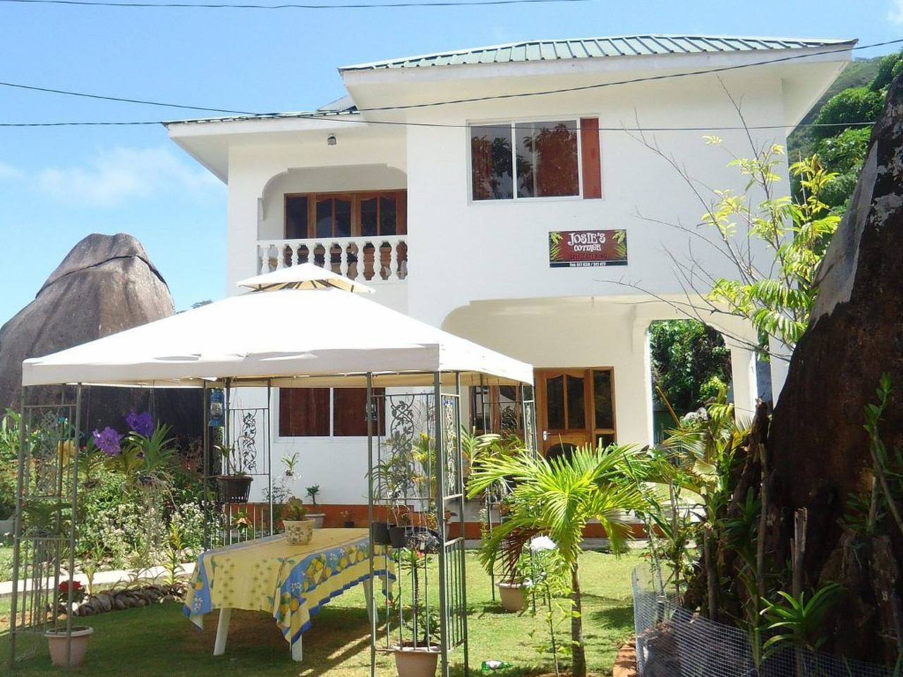 Ganze Wohnung, Erdgeschosswohnung mit Grill in Mare Anglaise in Mahé