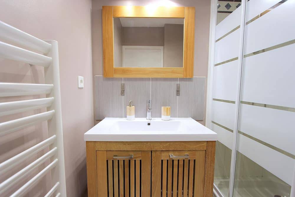 Appartement entier, Tage1 Shopping Outlet Val d’Europe & Disneyland in Serris, Seine-et-Marne
