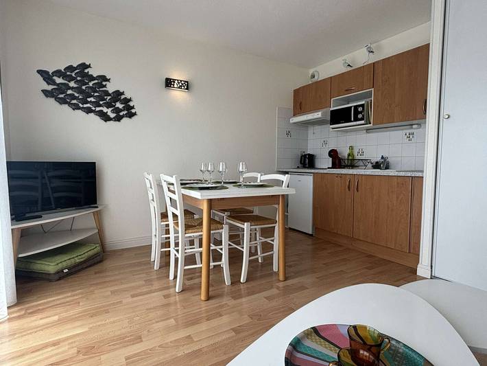 Gîte pour 4 personnes, avec balcon et piscine dans Port des Minimes - 4