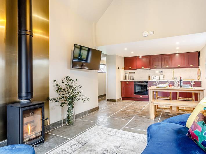 Log cabin for 4 people in Wiltshire