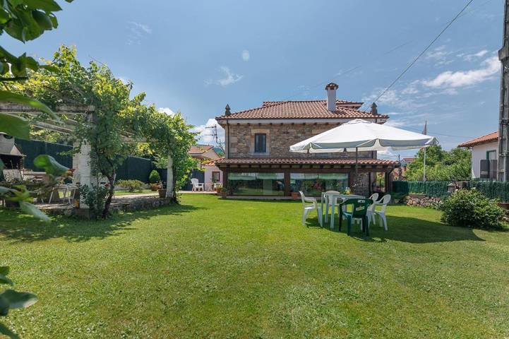 Casa rural para 10 personas, con vistas y jardín en Valle del Pas
