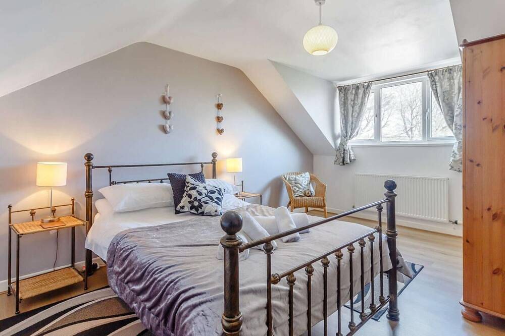 3 Bed in Swansea in Swansea region