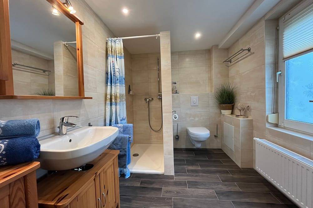 Ganze Wohnung, Fewo Alt Bukow nahe Ostseebad Rerik - 2-Raum-Ferienwohnung (70m²; max 4 Pers) in Alt Bukow, Neubukow-Salzhaff