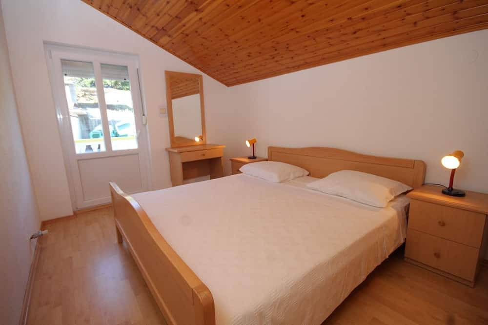 Apartamento entero, Apartamento de una habitación con terraza y vista al mar Preko, Ugljan in Preko, Isla de Ugljan