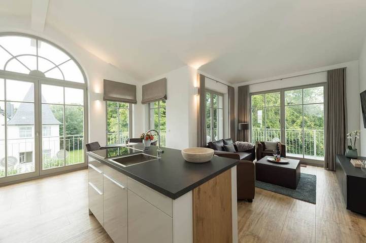 Villa für 4 Personen, mit Sauna und Balkon