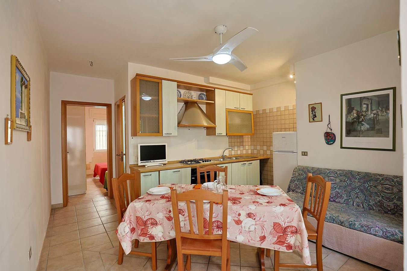 Casa Laura 4 a soli 20 mt dalla spiaggia di San Pietro in Bevagna in Manduria, Golfo di Taranto