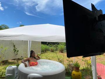Chalet pour 2 personnes, avec jacuzzi et terrasse dans Guyane française