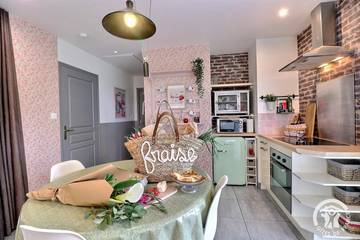 Gîte pour 4 personnes, avec terrasse et jardin à Corps-Nuds
