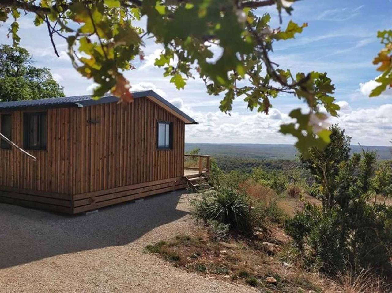 Chalet 3 étoiles - Piscine - efchbf in Saint-Cirq-Lapopie, Causses du Quercy Regional Nature Park