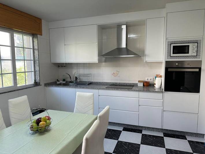 Location de vacances pour 9 personnes, avec jardin et vue à Noia - 3