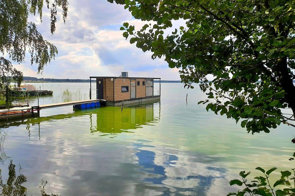 Hausboot am See in Rieth am See, Luckow