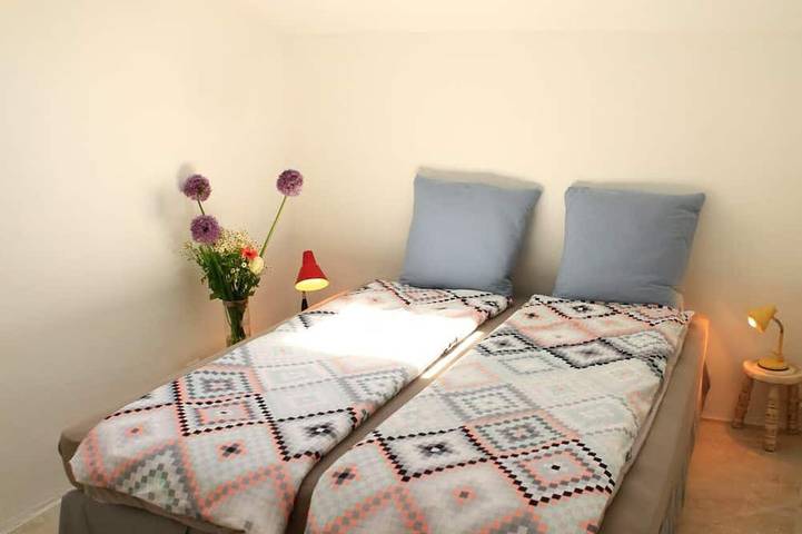 Gîte pour 6 personnes, avec jardin, animaux acceptés à Le Beaucet - 2