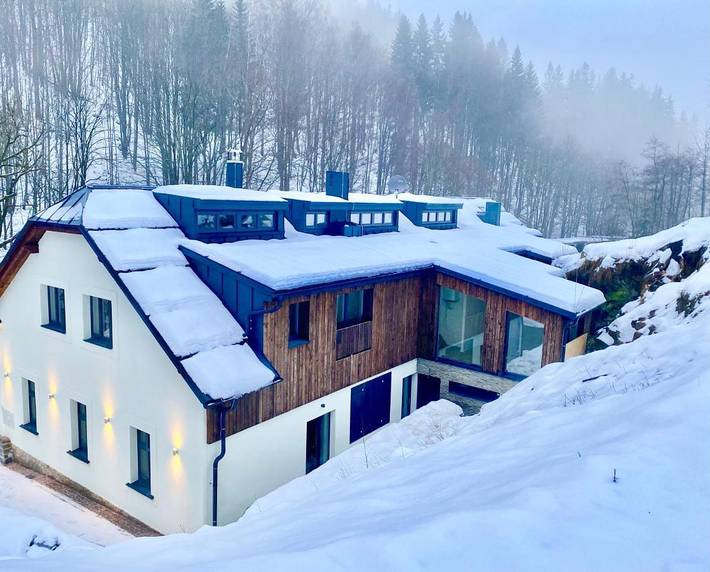 Apartament wakacyjny dla 6 osób, z sauna i ogród w Szpindlerowy Młyn