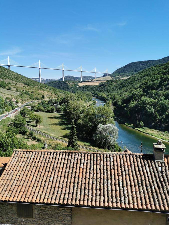 Location de vacances pour 3 personnes, avec terrasse à Comprégnac - 2