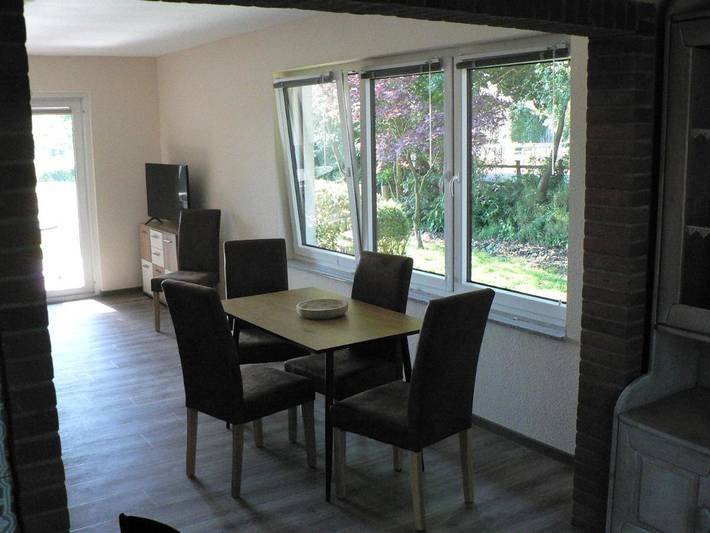 Ferienwohnung für 3 Personen, mit Terrasse und Garten
