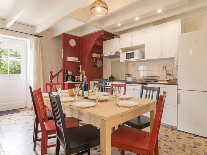 Casa Rural Bretona Renovada con Parking y WiFi in Donges, Valle del Loira