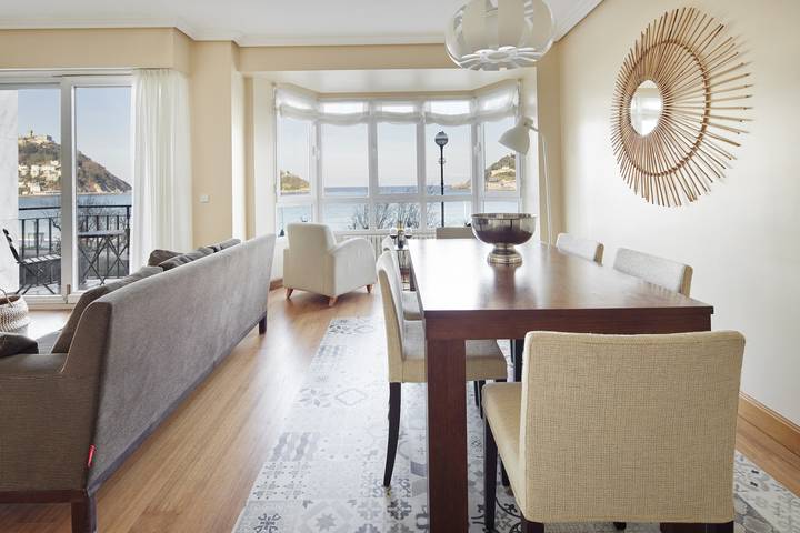 Location de vacances pour 5 personnes, avec Balcon et Terrasse à San Sebastian
