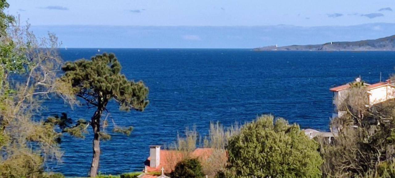 Three-Bedroom Villa in Praia da Noiva (Vigo), Vigo