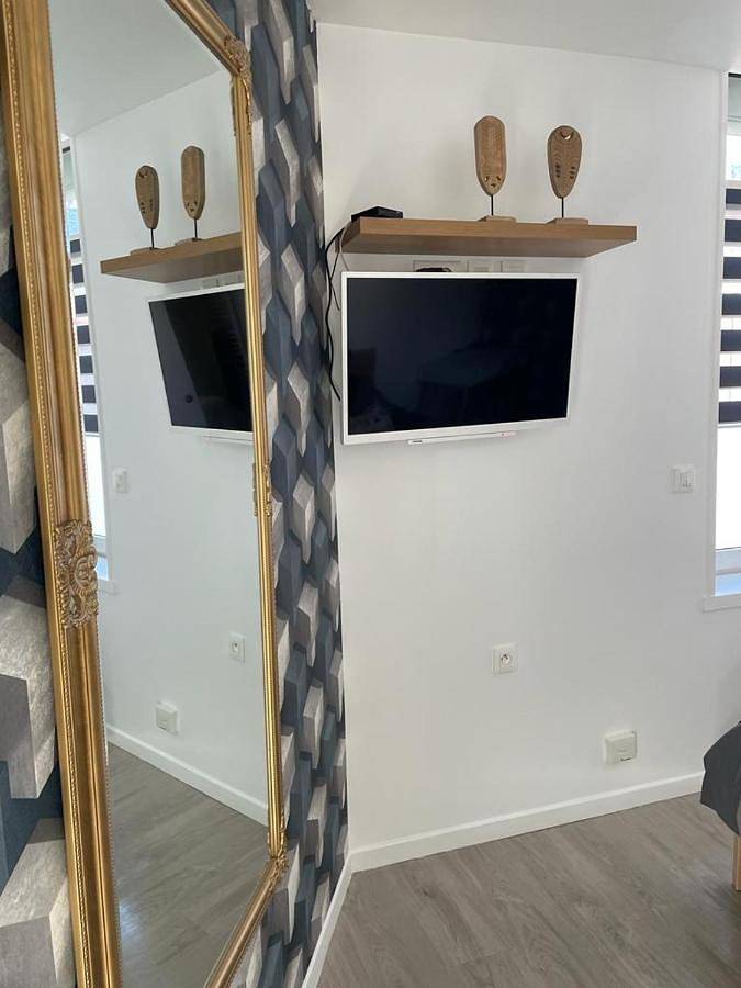 Gîte pour 2 personnes, avec Terrasse ainsi que Jardin et Vue dans Marquette-lez-Lille - 2