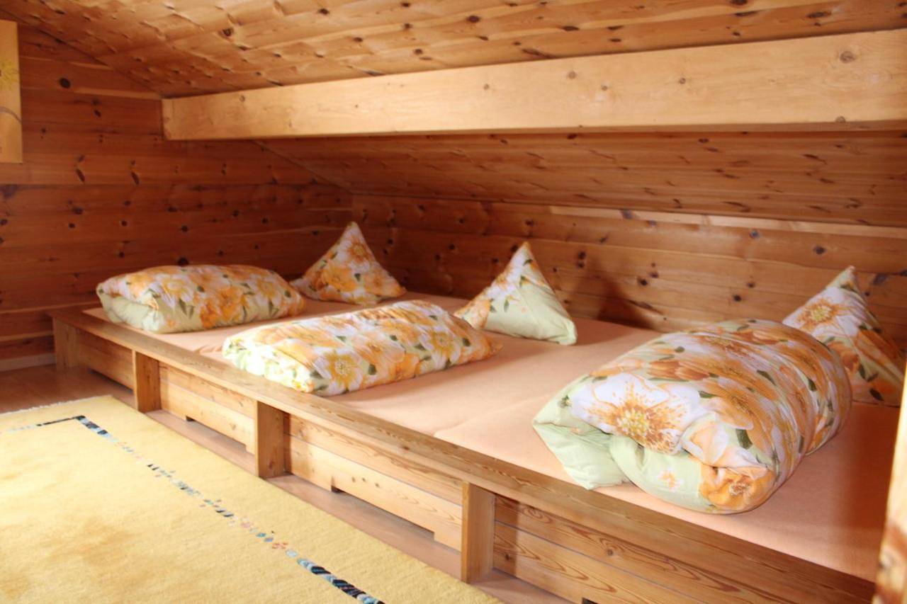 Ganze Wohnung, Two-Bedroom Standard Apartment in Safiental, Lepontinische Alpen