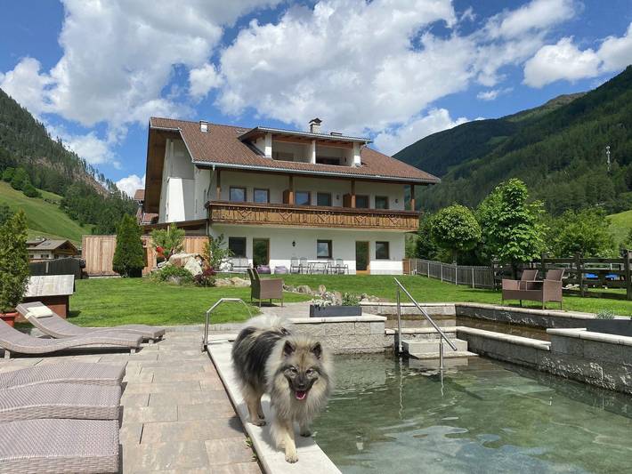 Hotel für 4 Personen, mit Garten in Ahrntal