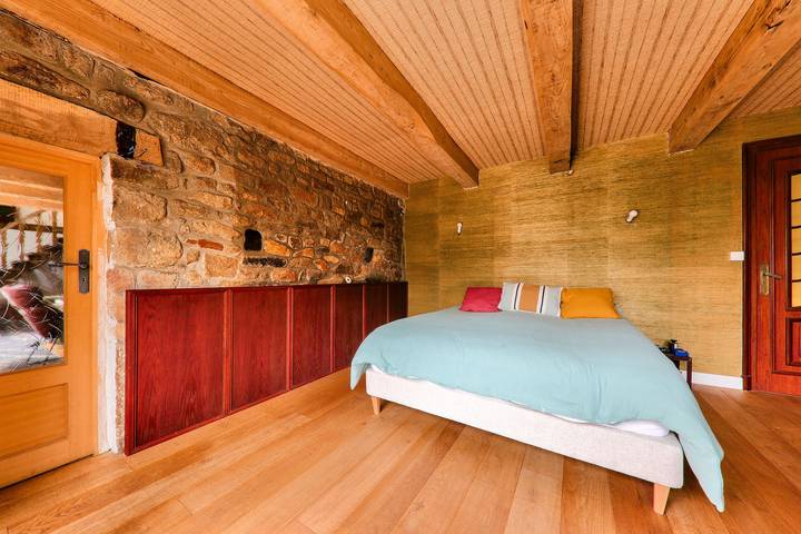 Location de vacances pour 6 personnes, avec jardin et terrasse à Plougoumelen - 4