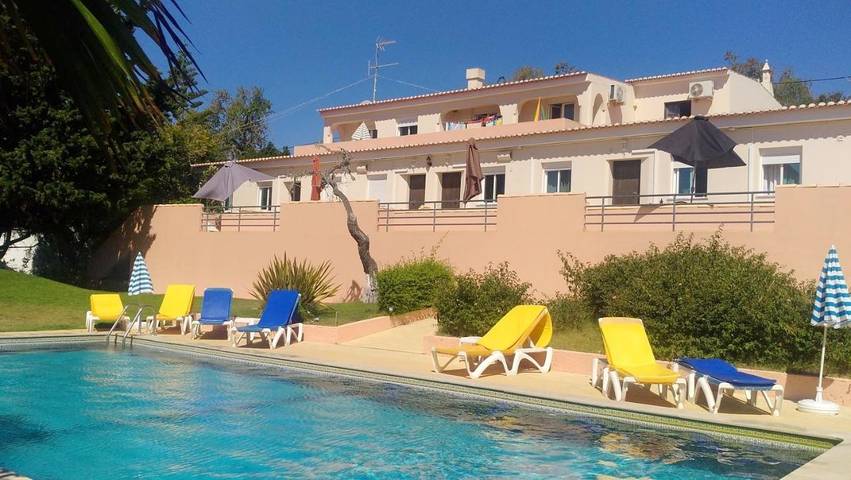 Vivendas de férias para 3 pessoas, com Varanda e Terraço e ainda Jardim and Piscina em Lagos