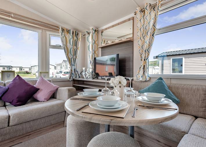 Glamping for 4 people on the Isle of Wight