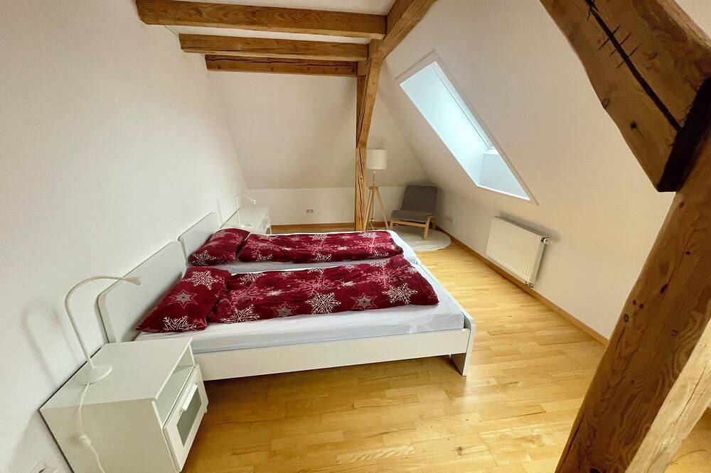 Stadtvilla mit sonnigem Garten in Aalen, Schwäbische Ostalb