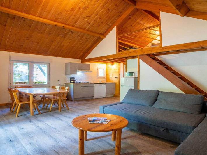 Gîte pour 2 personnes, avec piscine, animaux acceptés à Méolans-Revel - 3
