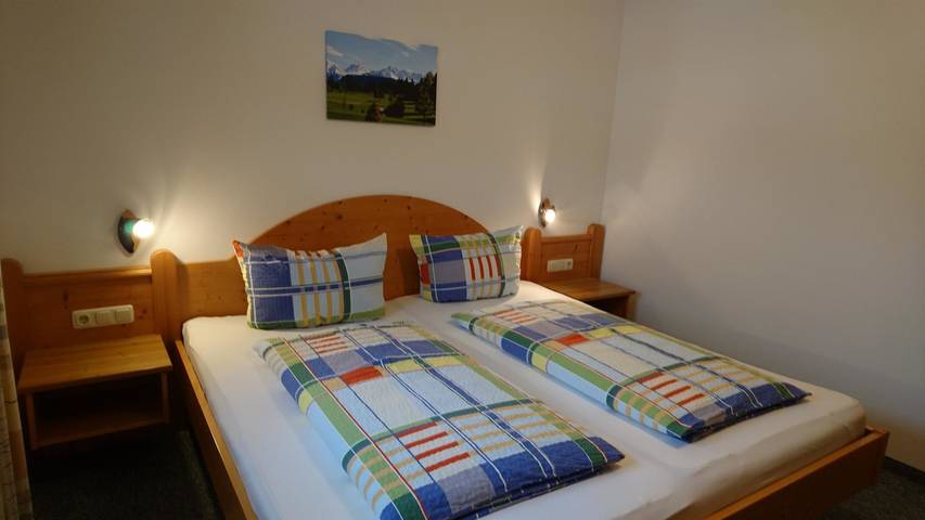 Ganze Ferienwohnung, Ferienwohnung 2 - sep. Schlafzimmer und Balkon in Obermaiselstein, Bayerisch Schwaben