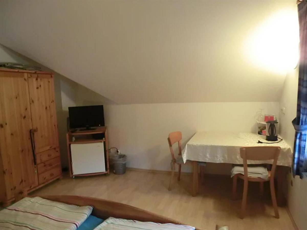 Geheel vakantieappartement, Double Room in Neuschwanstein, Füssen