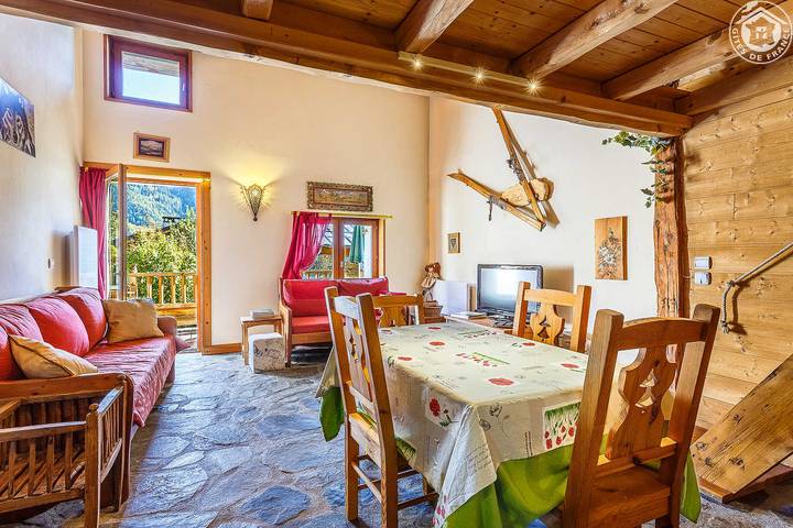 Gîte pour 4 personnes, avec jardin à Bellentre - 4