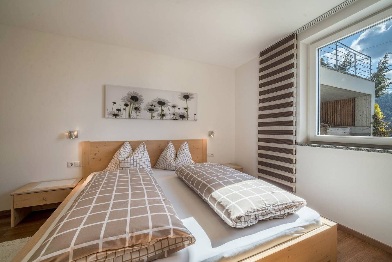 Ganze Wohnung, Ferienwohnung "Rotsteinhof Morgentau" mit Balkon & Wlan in Vöran, Sarntaler Alpen